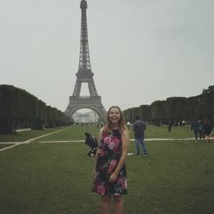 Meet your Posher, Courtney